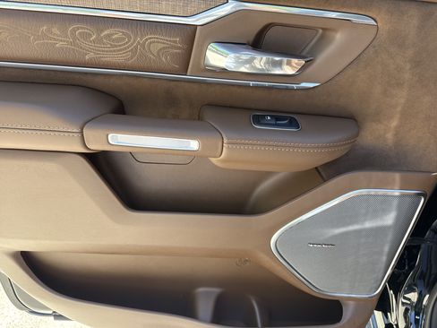 Used 2022 RAM 1500 Limited AWD/4WD image 20