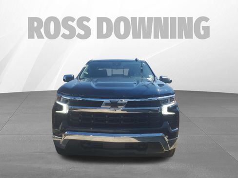 Used 2023 Chevrolet Silverado 1500 LT w/ Safety Package image 2