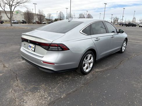 Used 2024 Honda Accord LX image 9