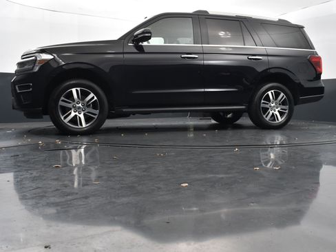 Used 2024 Ford Expedition Limited image 36