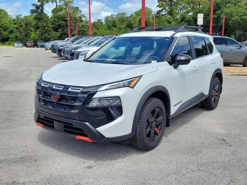 New 2026 Nissan Rogue SV AWD/4WD image 5