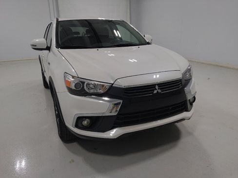 Used 2017 Mitsubishi Outlander Sport SE AWD/4WD image 14