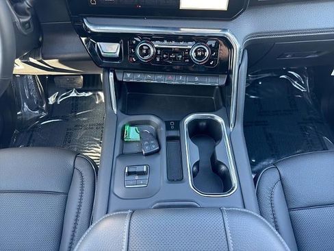 New 2026 GMC Sierra 2500 Denali w/ Denali Reserve Package image 20