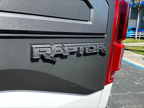 Used 2020 Ford F150 Raptor w/ Equipment Group 802A Luxury image 5
