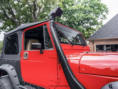 Used 1991 Jeep Wrangler 4WD image 92
