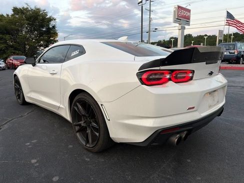 Used 2019 Chevrolet Camaro SS RWD image 6