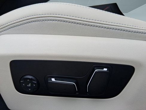 Used 2026 BMW 530i RWD image 14
