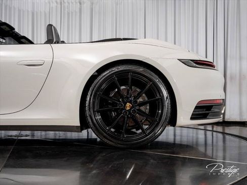 Used 2021 Porsche 911 Carrera 4 AWD/4WD image 11