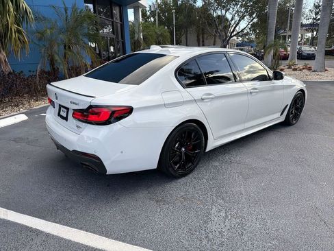 Used 2023 BMW 530i w/ M Sport Package image 4