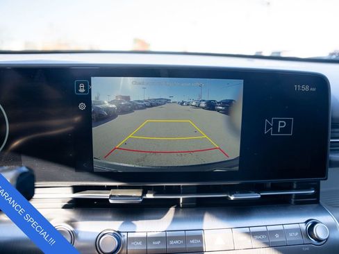 Certified 2025 Hyundai Kona SEL image 28