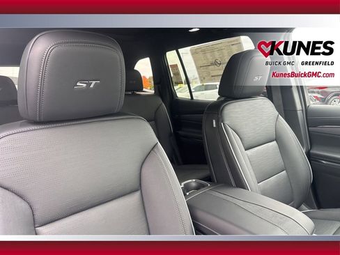 New 2026 Buick Enclave Sport Touring w/ Power Package image 54