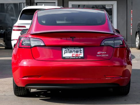 Used 2019 Tesla Model 3 Performance image 14