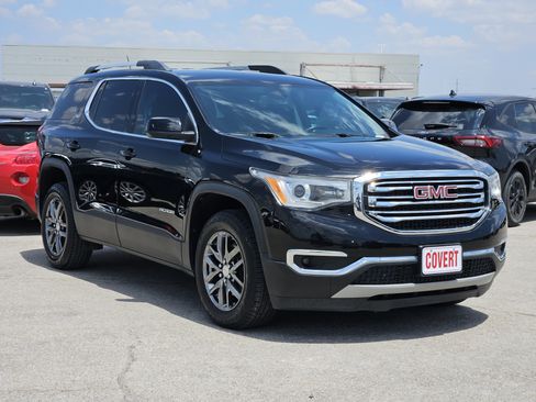 Used 2017 GMC Acadia SLT FWD image 3