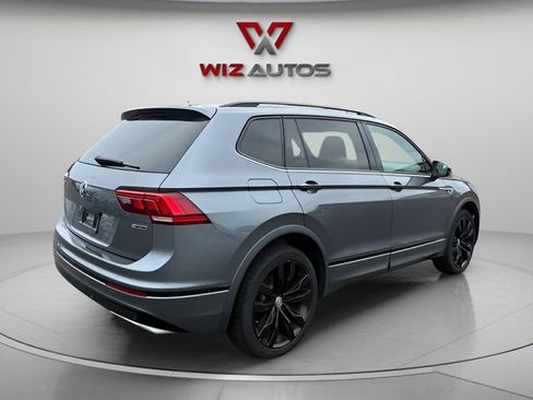 Used 2020 Volkswagen Tiguan SE R-Line AWD/4WD image 5