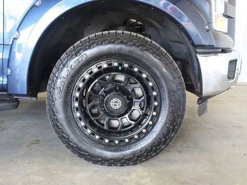 Used 2016 Ford F150 XLT w/ Equipment Group 302A Luxury AWD/4WD image 24