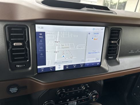 Used 2024 Ford Bronco Outer Banks image 17