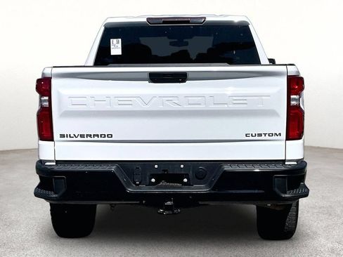 Used 2022 Chevrolet Silverado 1500 Custom Trail Boss AWD/4WD image 5