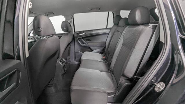 Used 2018 Volkswagen Tiguan S FWD image 17