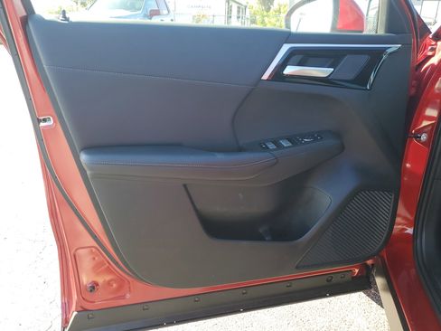 Used 2024 Mitsubishi Outlander SE image 22