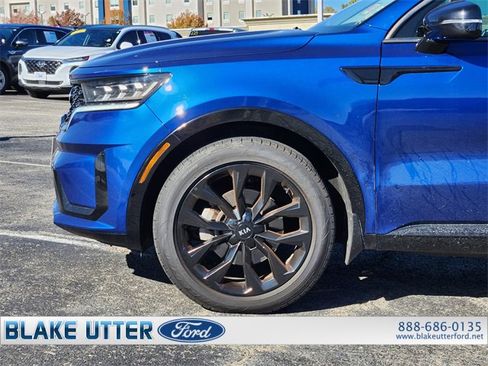 Used 2021 Kia Sorento SX image 9