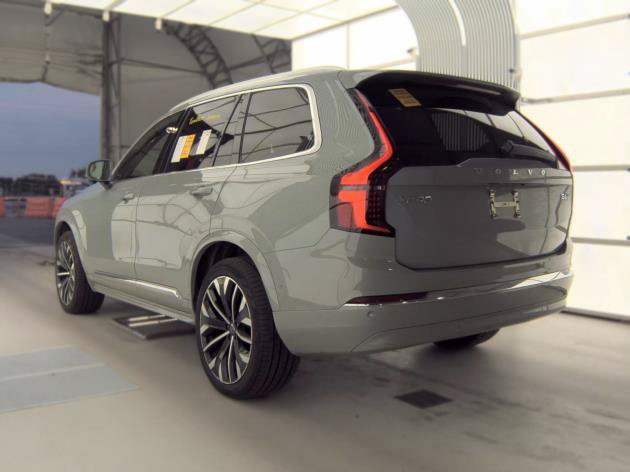 Certified 2026 Volvo XC90 B6 Plus AWD/4WD image 8