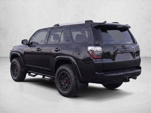 Used 2022 Toyota 4Runner SR5 RWD image 5