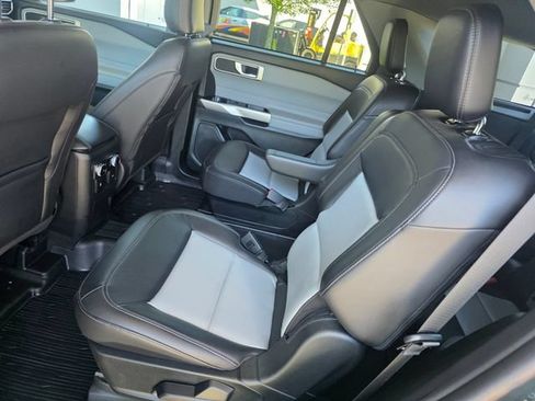 Used 2023 Ford Explorer XLT w/ Equipment Group 202A AWD/4WD image 25
