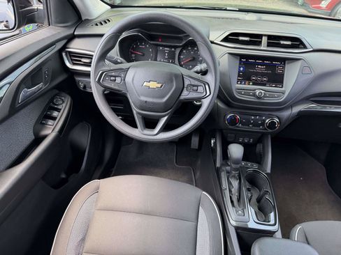 Certified 2023 Chevrolet TrailBlazer LT AWD/4WD image 13