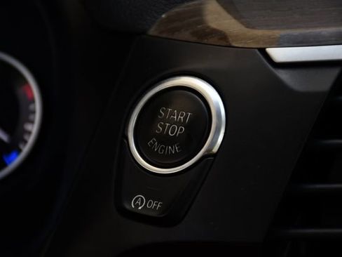 Used 2019 BMW X3 sDrive30i w/ Premium Package image 15