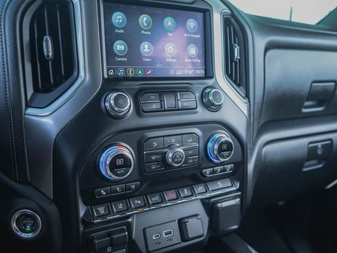 Used 2020 GMC Sierra 2500 Denali w/ Denali Ultimate Package image 13