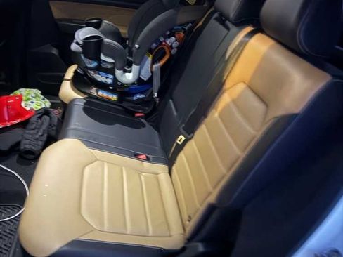 Used 2023 Volkswagen Atlas Cross Sport SEL Premium R-Line image 6