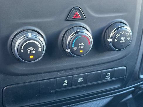 Used 2024 RAM 1500 Warlock RWD image 22
