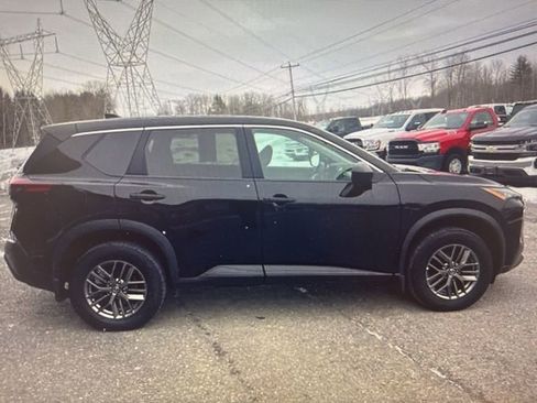 Used 2021 Nissan Rogue S image 5