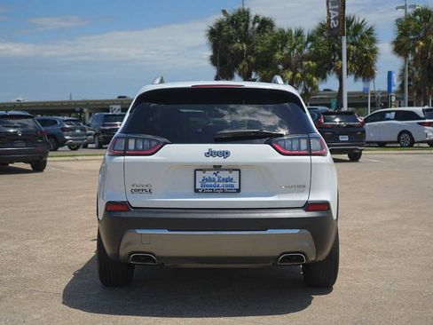 Used 2019 Jeep Cherokee Limited AWD/4WD image 5
