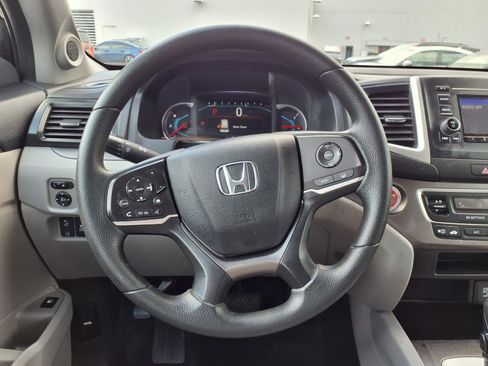 Used 2019 Honda Pilot LX image 13