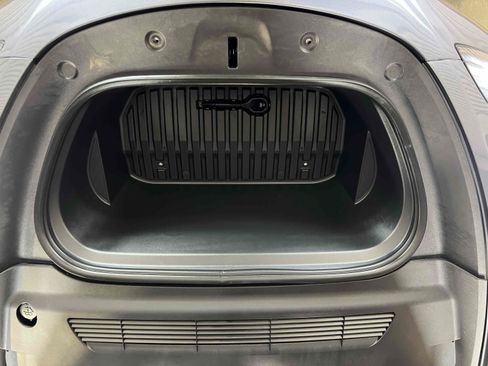 Used 2023 Tesla Model Y Long Range AWD/4WD image 68