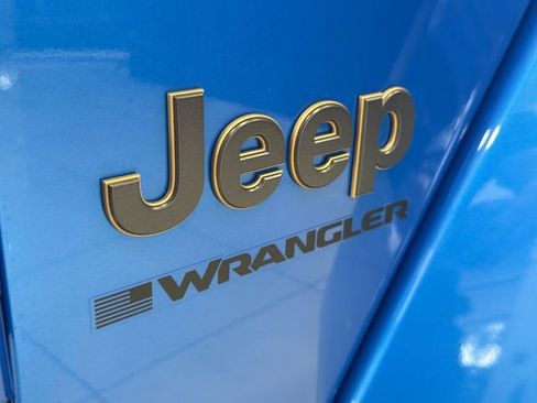 Used 2024 Jeep Wrangler Unlimited Rubicon 392 AWD/4WD image 9