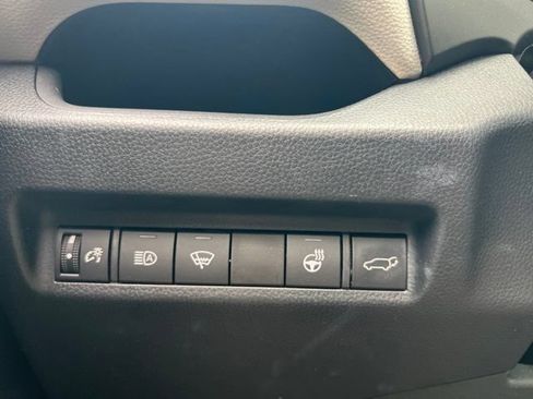 Used 2022 Toyota RAV4 XLE w/ Convenience Package AWD/4WD image 21