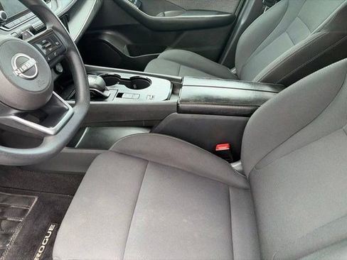 Used 2023 Nissan Rogue S FWD image 11