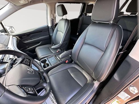 Used 2025 Honda Odyssey Touring image 24