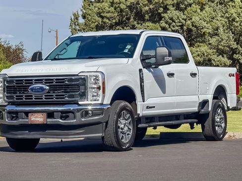 Used 2025 Ford F250 XLT AWD/4WD image 9