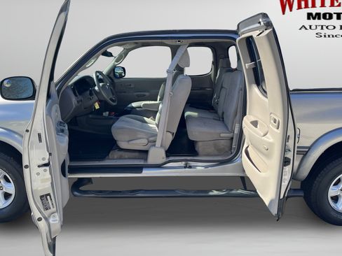 Used 2006 Toyota Tundra SR5 image 10