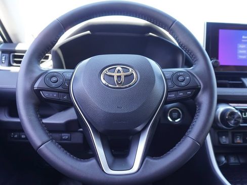 Certified 2025 Toyota RAV4 XLE w/ Convenience Package FWD image 23