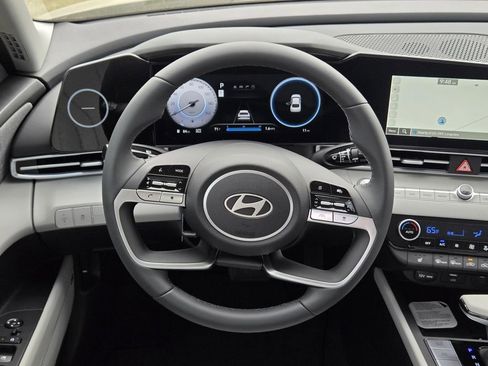 New 2026 Hyundai Elantra Limited FWD image 27