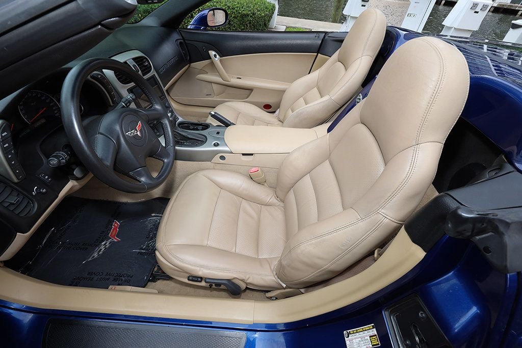 Used 2005 Chevrolet Corvette Convertible w/ Preferred Equipment Group RWD image 28