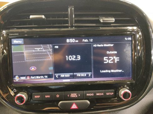 Used 2020 Kia Soul EX image 25