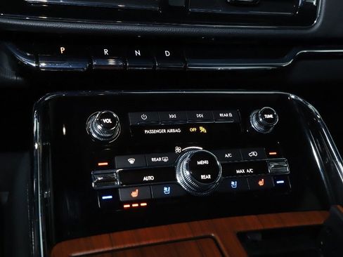 Used 2022 Lincoln Navigator Reserve image 29