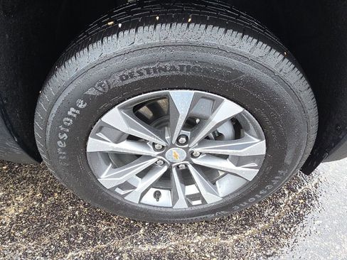 New 2026 Chevrolet Equinox LT w/ Convenience Package II FWD image 10