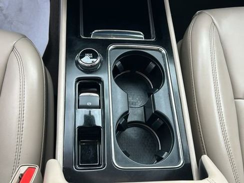 Used 2022 Lincoln Corsair FWD image 22