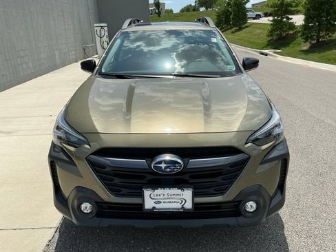 Certified 2024 Subaru Outback Premium AWD/4WD image 9